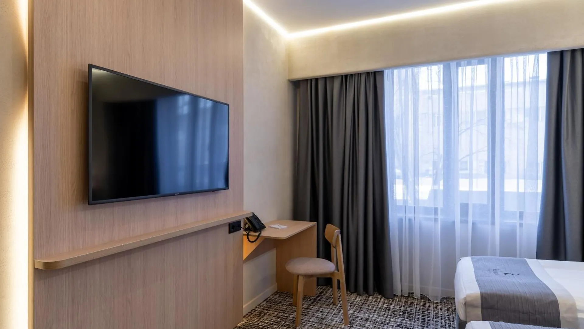 Renion City Hotel Almaty 4*,  Kazakhstan