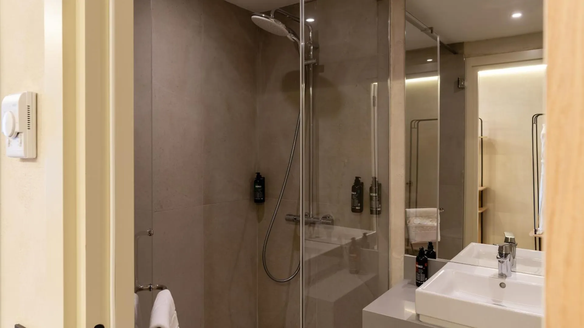 Renion City Hotel Almaty 4*,  Kazakhstan